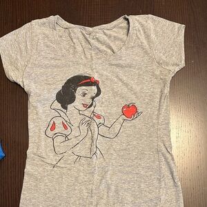 Disney Gray Snow White Short Sleeve Tee